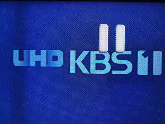 삼성 4K AI 업스케일링 OLED TV 55인치(138cm) KQ55SF8EAEXKR [스탠드] [페이] 상세 이미지 3