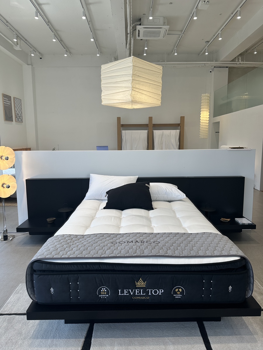 [한국갤러리] 카이 침대 세트 LK(침대프레임+시그니처 매트리스+일반형 협탁 2개) (48개월) 상세 이미지 2